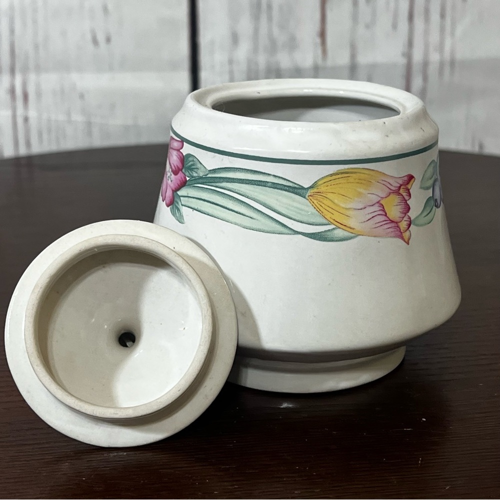 Oneida Tulip garden Floral Ceramic Sugar Bowl vintage collectible - Picture 5 of 6